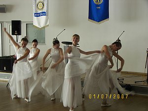100_7568 Ротари – делится!