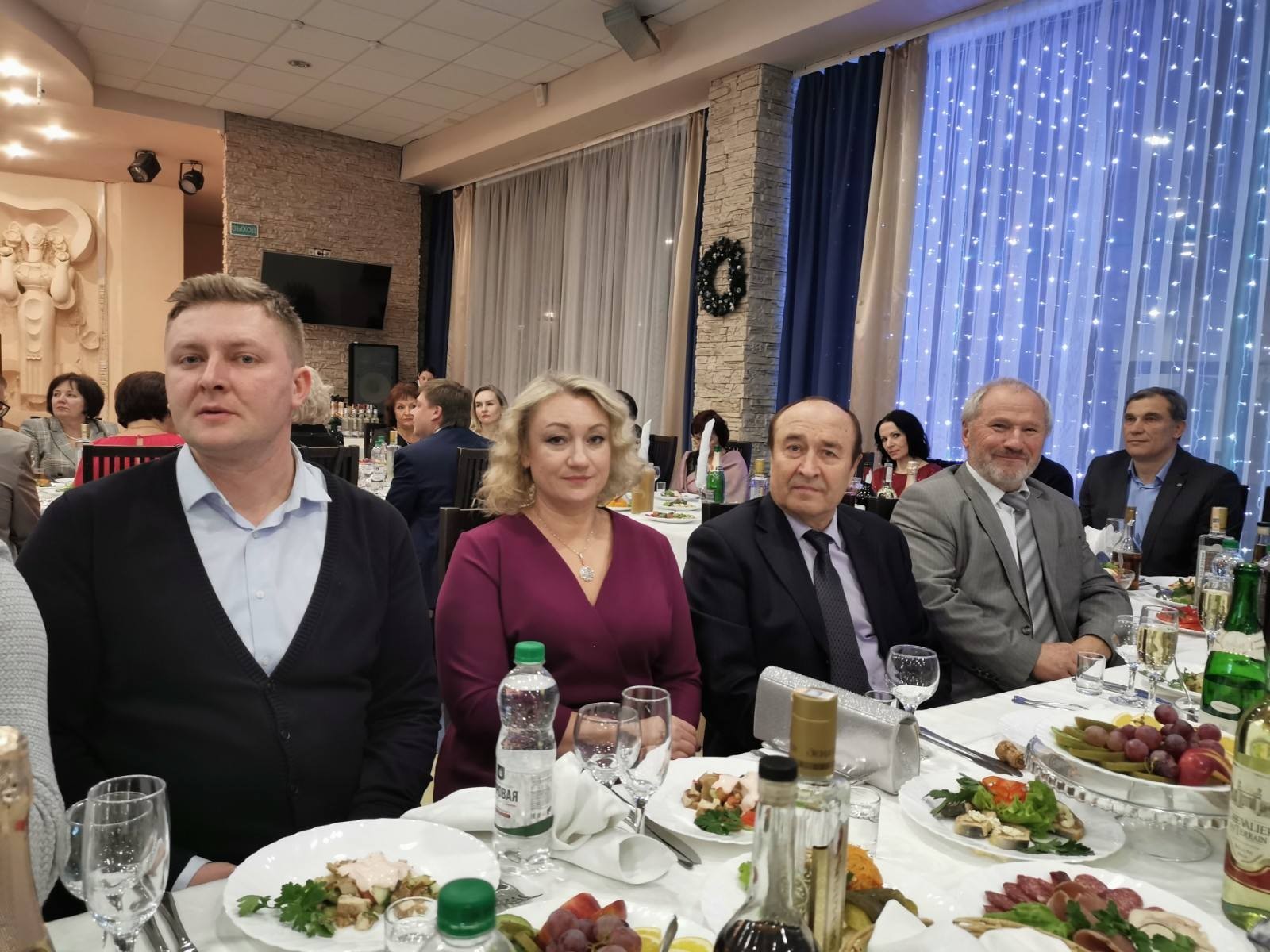 svg+xml;charset=utf-8,%3Csvg%20xmlns%3D На новогоднем заседании Столичного Делового Клуба Директоров награждены победители конкурса "Выбор года"