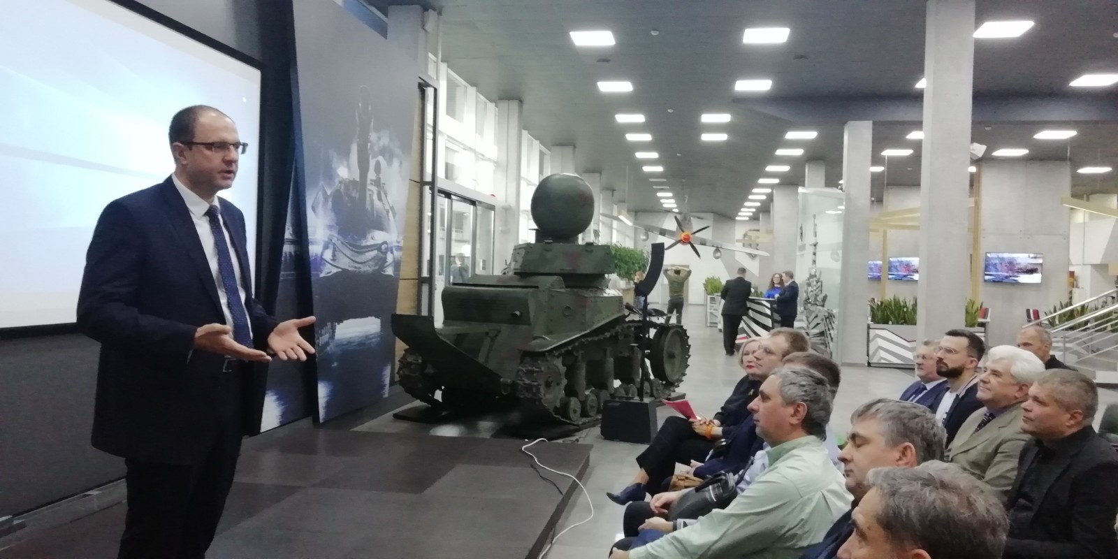 svg+xml;charset=utf-8,%3Csvg%20xmlns%3D «День директора» на территории  компании Гейм Стрим: «Информационно-коммуникационные технологии для малого и среднего бизнеса».