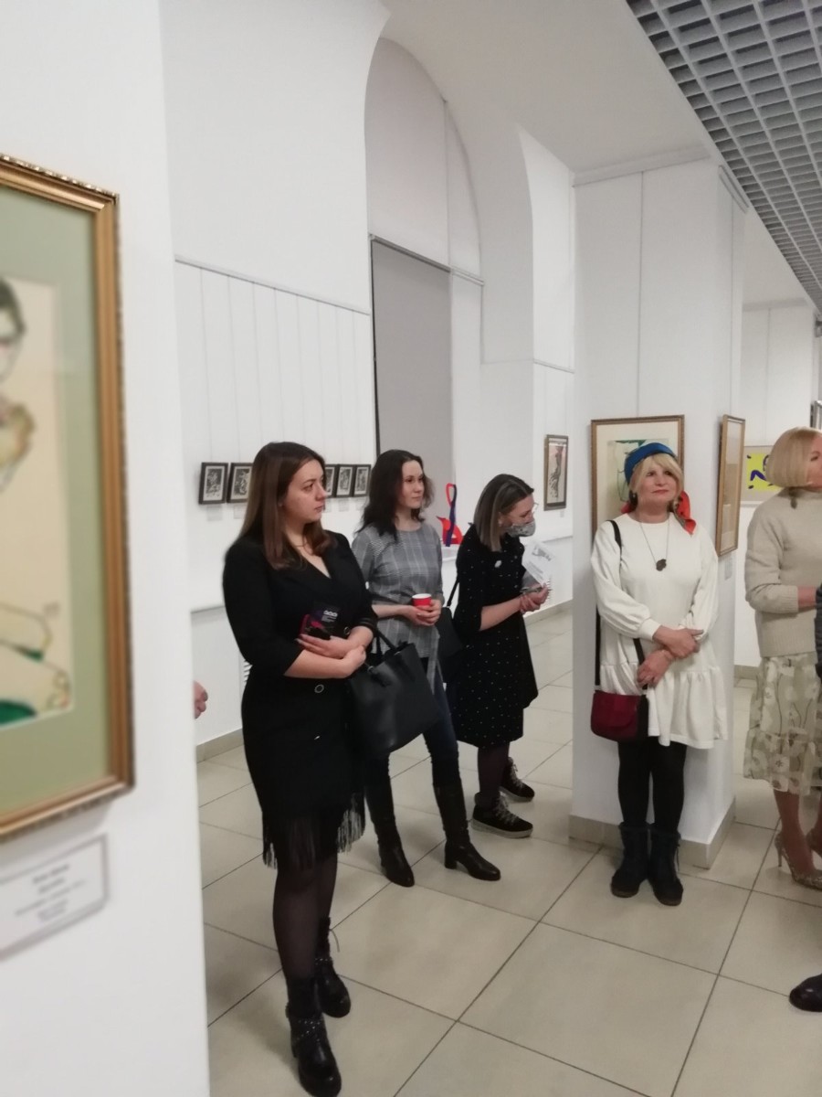 svg+xml;charset=utf-8,%3Csvg%20xmlns%3D Заседание Клуба деловых женщин ОО «МССПиР»:  Знакомство с художественной выставкой «Линия любви» в Национальном центре современных искусств