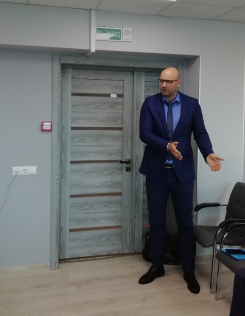 svg+xml;charset=utf-8,%3Csvg%20xmlns%3D Программные продукты ООО &laquo;Брайт Солюшенз&raquo; представлены на встрече с заместителем председателя Мингорисполкома Олегом Владимировичем Корзуном 