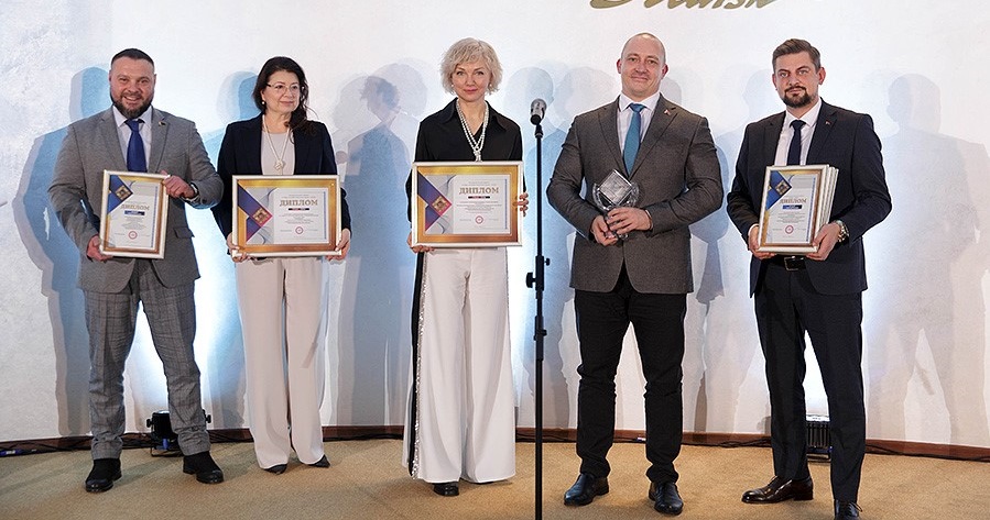 42 Виктор Маргелов, Лилия Коваль приняли участие в  Церемонии награждения победителей Республиканской премии «Лидер потребительского рынок - 2023»
