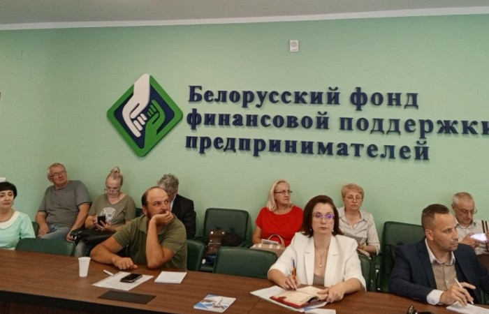 svg+xml;charset=utf-8,%3Csvg%20xmlns%3D ДЕНЬ ДИРЕКТОРА: Как организовать работу с электронными документами в 2024 году; Электронные документы и взыскание по ним задолженности у нотариуса и в суде.