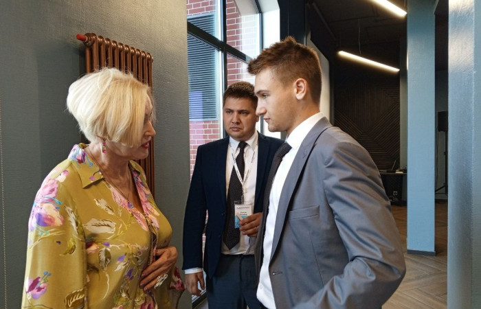 svg+xml;charset=utf-8,%3Csvg%20xmlns%3D Бизнес-миссия молодых предпринимателей России в Беларусь: Лилия Коваль встретилась с членами российской делегации