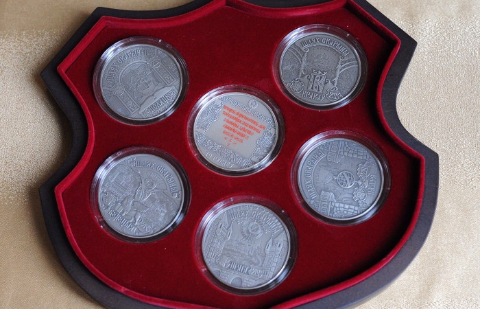 svg+xml;charset=utf-8,%3Csvg%20xmlns%3D Пресс-конференция: Трансграничный культурологический проект «Шляхамі Скарыны: да 500-годдзя выдання Пражскай Бібліі»