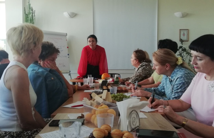 svg+xml;charset=utf-8,%3Csvg%20xmlns%3D Заседание Клуба деловых женщин Союза   «Как сохранить Вашу красоту»