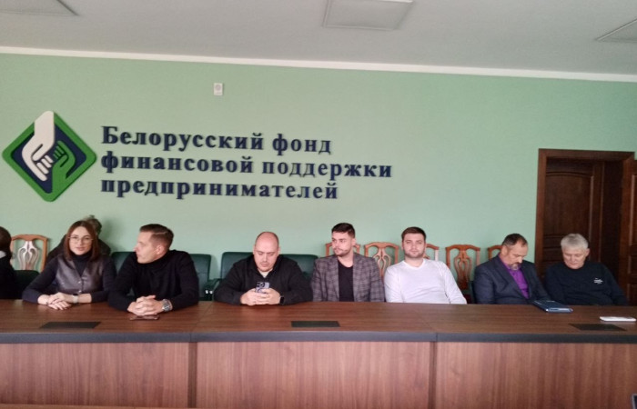 svg+xml;charset=utf-8,%3Csvg%20xmlns%3D ДЕНЬ ДИРЕКТОРА: «Идеальный предприниматель и Идеальный руководитель»