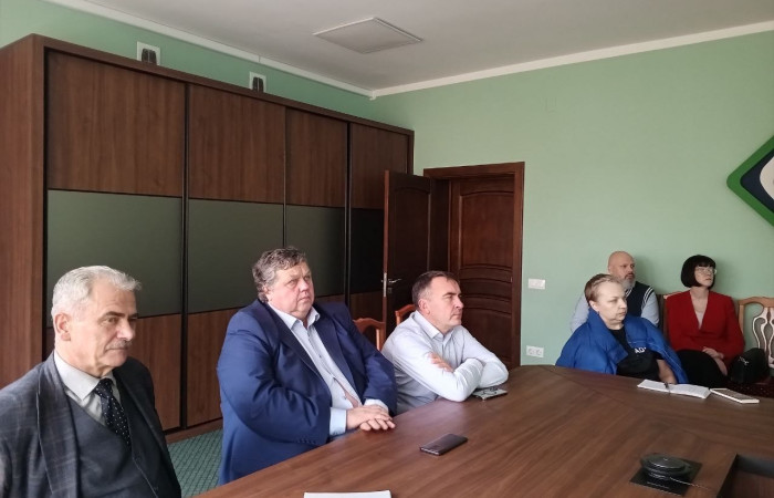 svg+xml;charset=utf-8,%3Csvg%20xmlns%3D ДЕНЬ ДИРЕКТОРА: «Идеальный предприниматель и Идеальный руководитель»