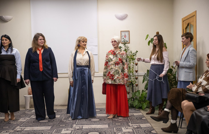 svg+xml;charset=utf-8,%3Csvg%20xmlns%3D Заседание Клуба деловых женщин. Встреча с белорусским  дизайнером Татьяной Романовской.