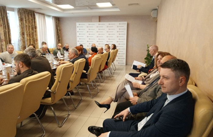 svg+xml;charset=utf-8,%3Csvg%20xmlns%3D ДЕНЬ ДИРЕКТОРА: Услуги БАНКА ДАБРАБЫТ для малого и среднего бизнеса