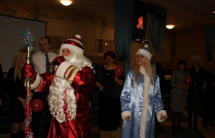 svg+xml;charset=utf-8,%3Csvg%20xmlns%3D ПРАЗДНИЧНОЕ ЗАСЕДАНИЕ КЛУБОВ СОЮЗА:  встреча Нового 2018 года, торжество в честь 20-летия первого и единственного в Минской области предпринимательского объединения