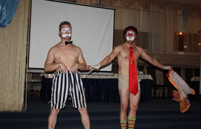 svg+xml;charset=utf-8,%3Csvg%20xmlns%3D ПРАЗДНИЧНОЕ ЗАСЕДАНИЕ КЛУБОВ СОЮЗА:  встреча Нового 2018 года, торжество в честь 20-летия первого и единственного в Минской области предпринимательского объединения